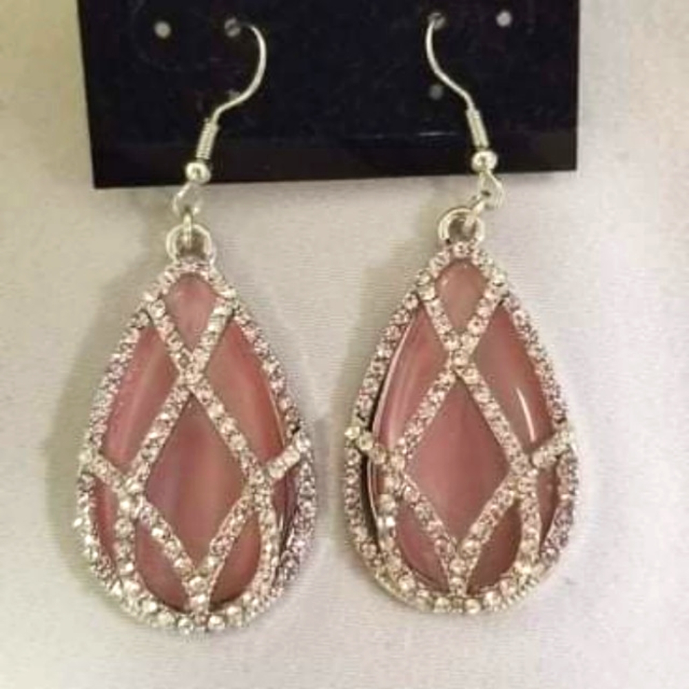Crawling With Couture Pink Earring - Picture 2 of 7